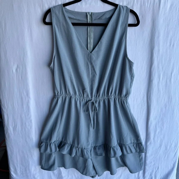 Dusty Blue Sleeveless Ruffle Hem Romper - Fits like 12/14 - Picture 1 of 8